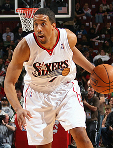 中陷入尴尬 中陷入尴尬